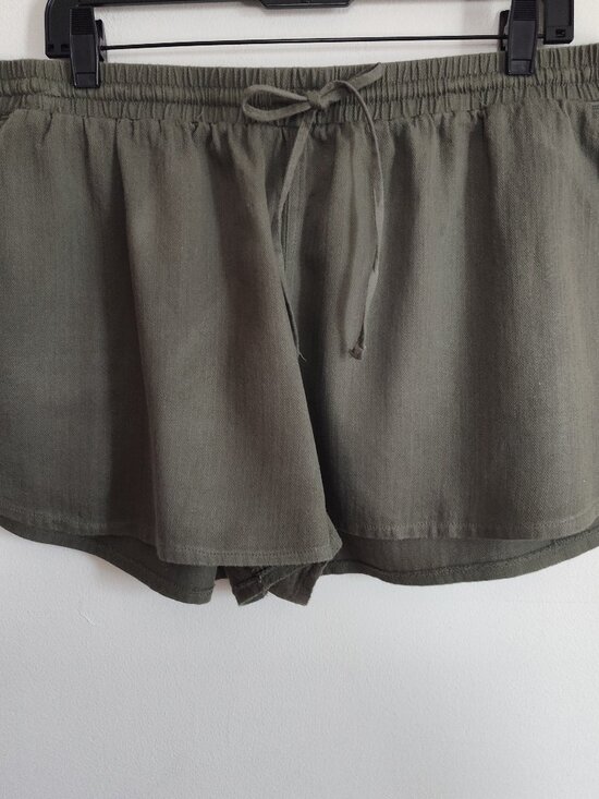 Universal Thread Pants - Universal Threads Short